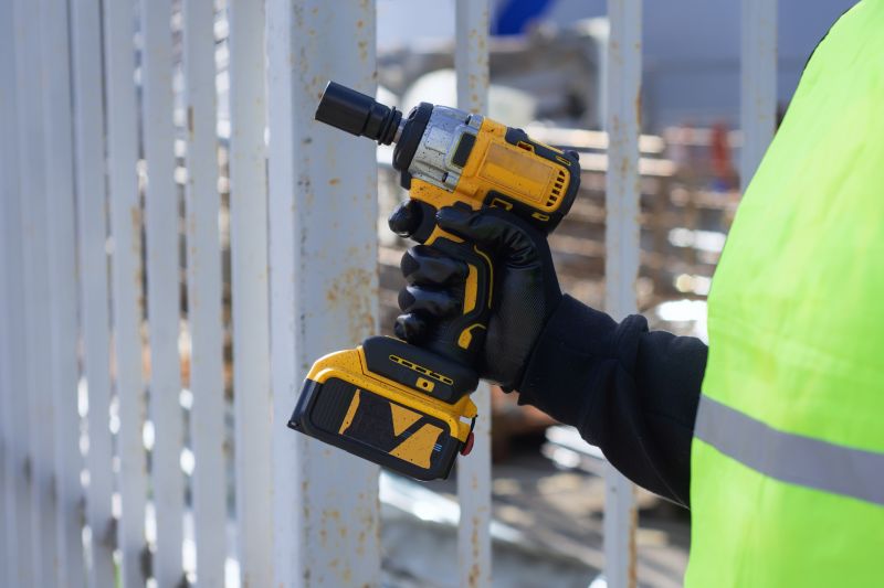 Fence Contractor Consultation